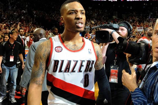 官方：国米与28岁邓弗里斯续约至2028年6月